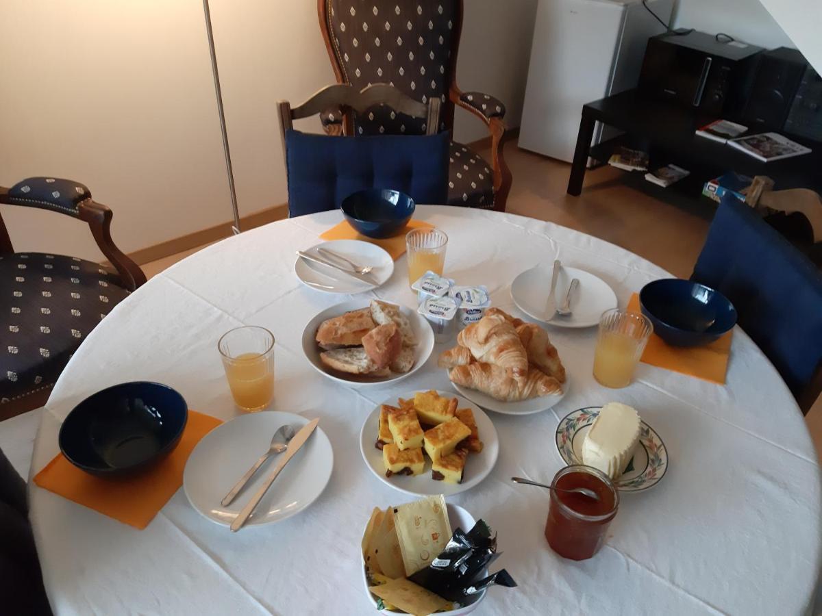 La Grange Des Lisieres Bed & Breakfast Rouvres  Екстериор снимка
